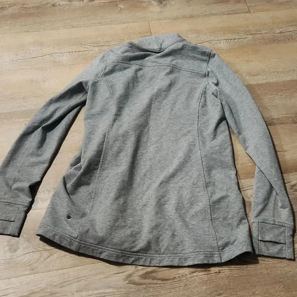 Lululemon Coast Wrap Jacket - Picture 5 of 8